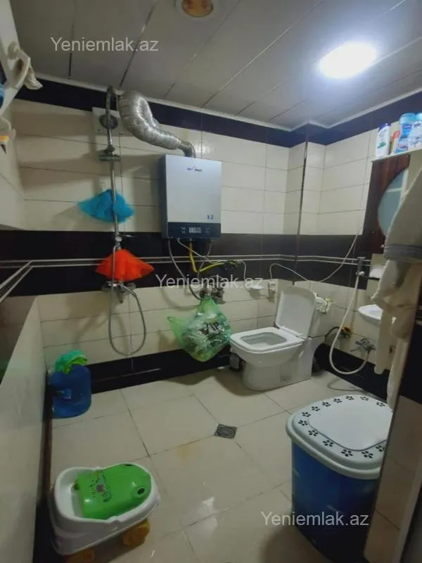 Satılır 1 otaqlı köhnə tikili 33 m²