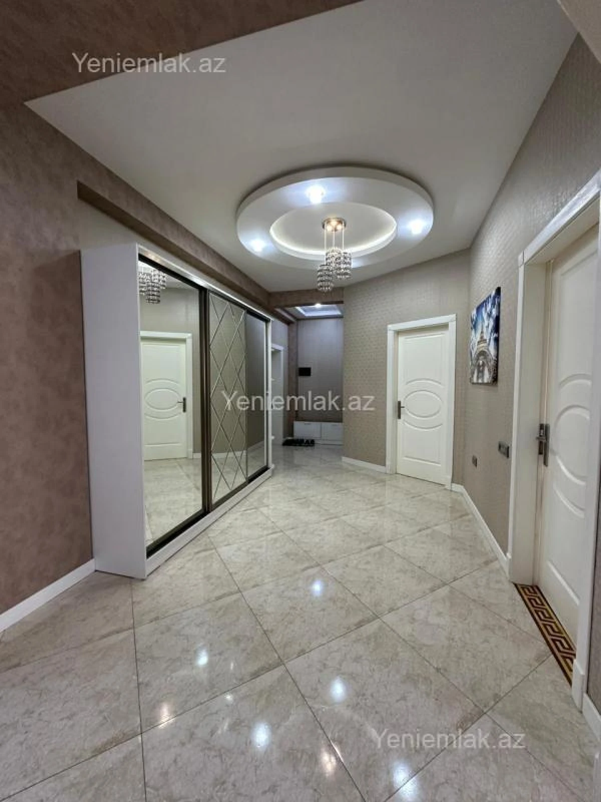 Satılır 3 otaqlı yeni tikili 127 m²