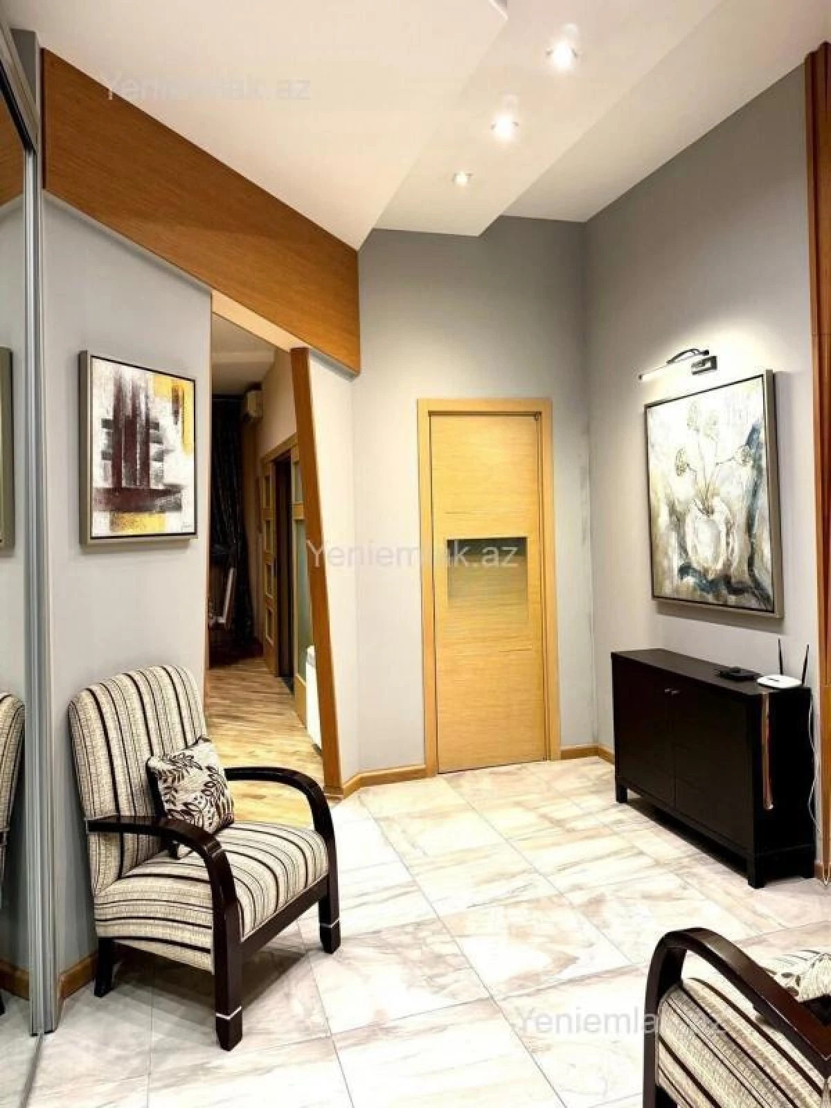 Satılır 3 otaqlı yeni tikili 140 m²