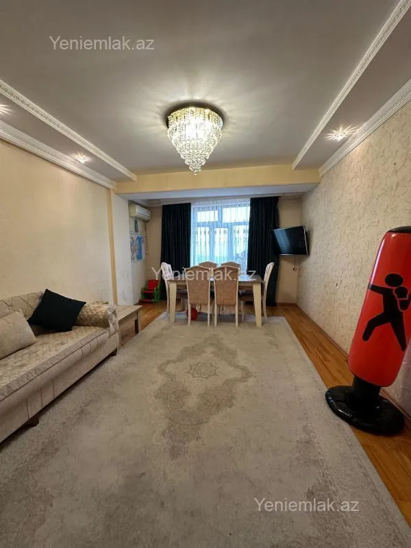 Satılır 3 otaqlı yeni tikili 88 m²