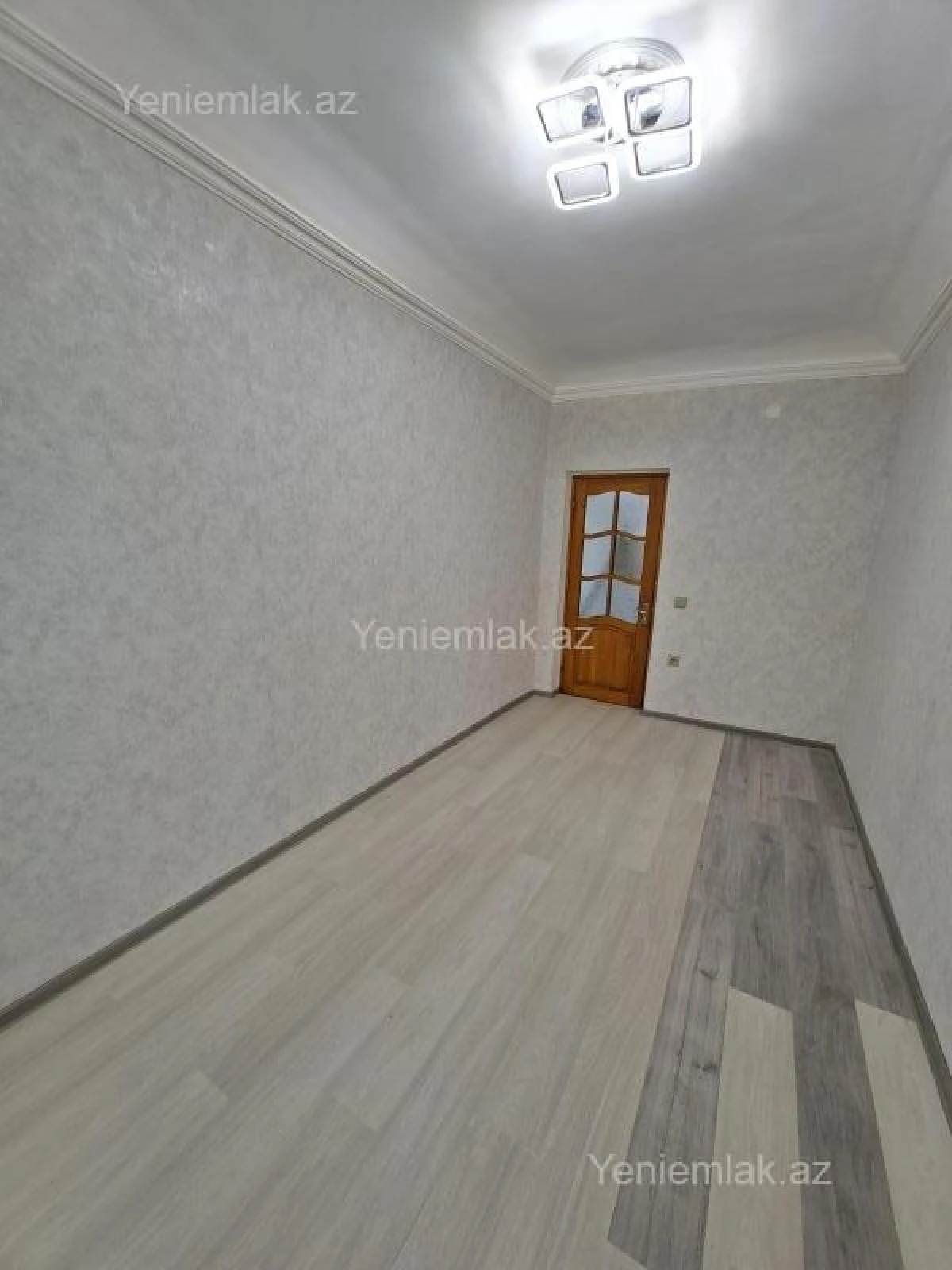 Satılır 2 otaqlı köhnə tikili 50 m²