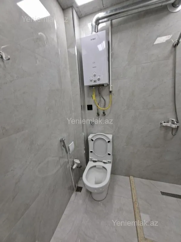 Satılır 2 otaqlı köhnə tikili 50 m²