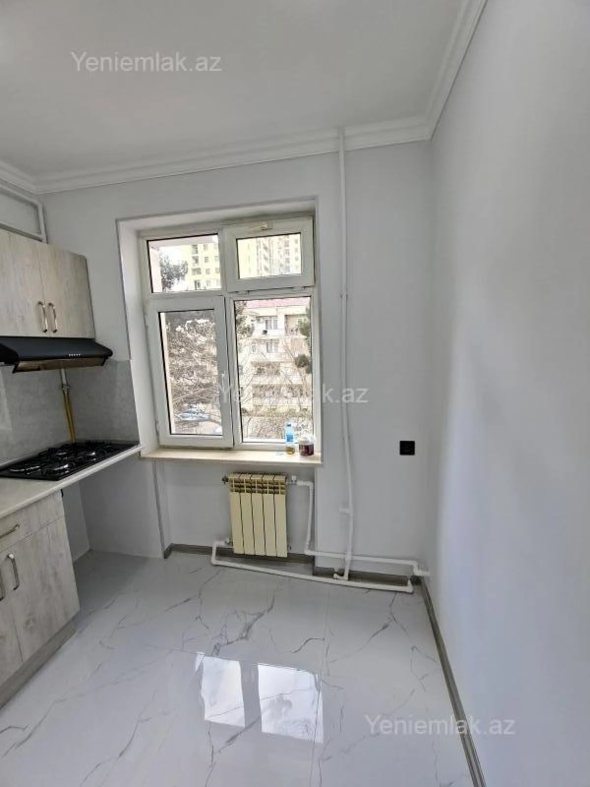 Satılır 2 otaqlı köhnə tikili 50 m²