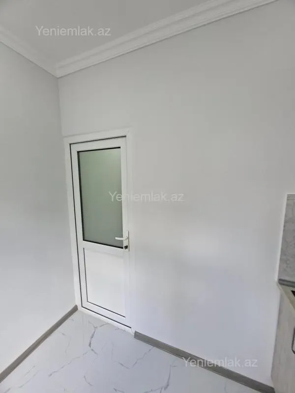 Satılır 2 otaqlı köhnə tikili 50 m²