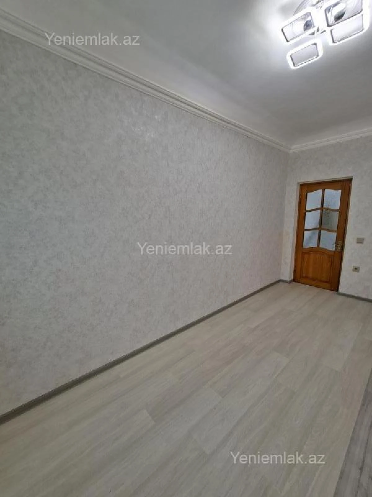 Satılır 2 otaqlı köhnə tikili 50 m²