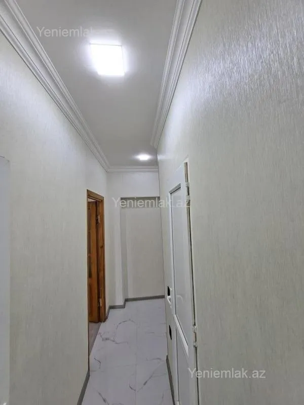 Satılır 2 otaqlı köhnə tikili 50 m²