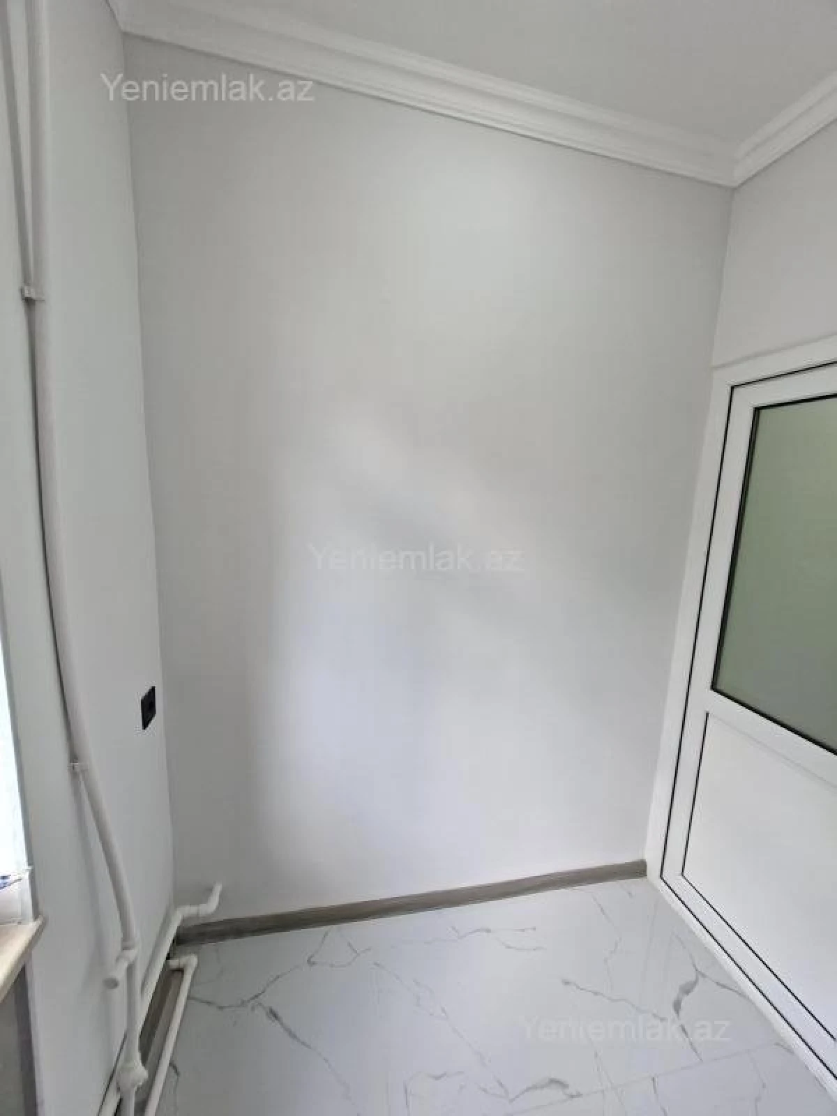 Satılır 2 otaqlı köhnə tikili 50 m²