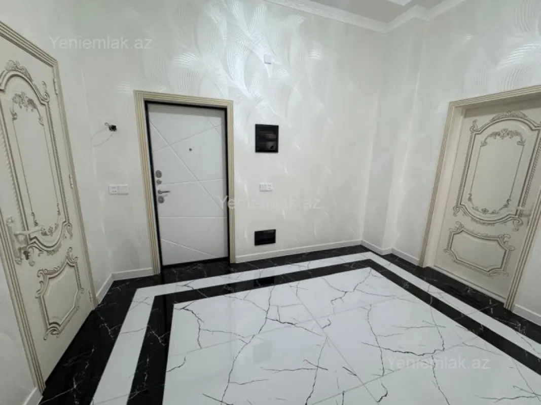 Satılır 2 otaqlı yeni tikili 82 m²