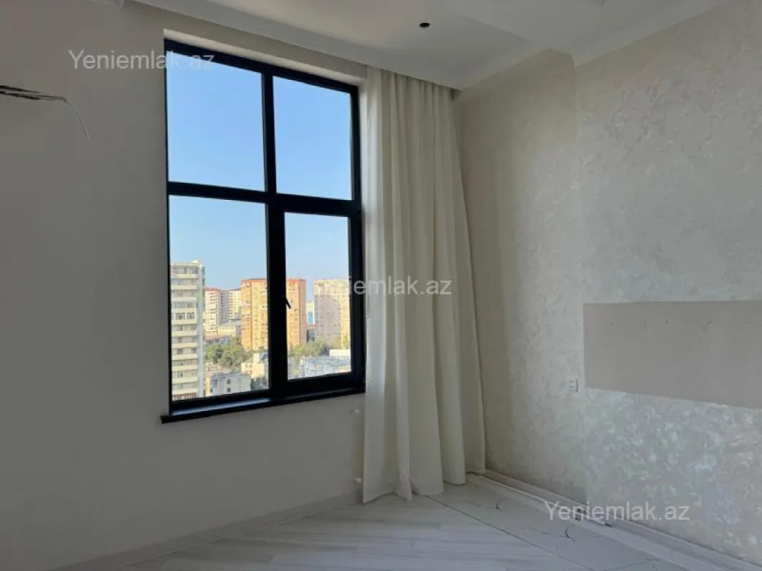 Satılır 2 otaqlı yeni tikili 82 m²