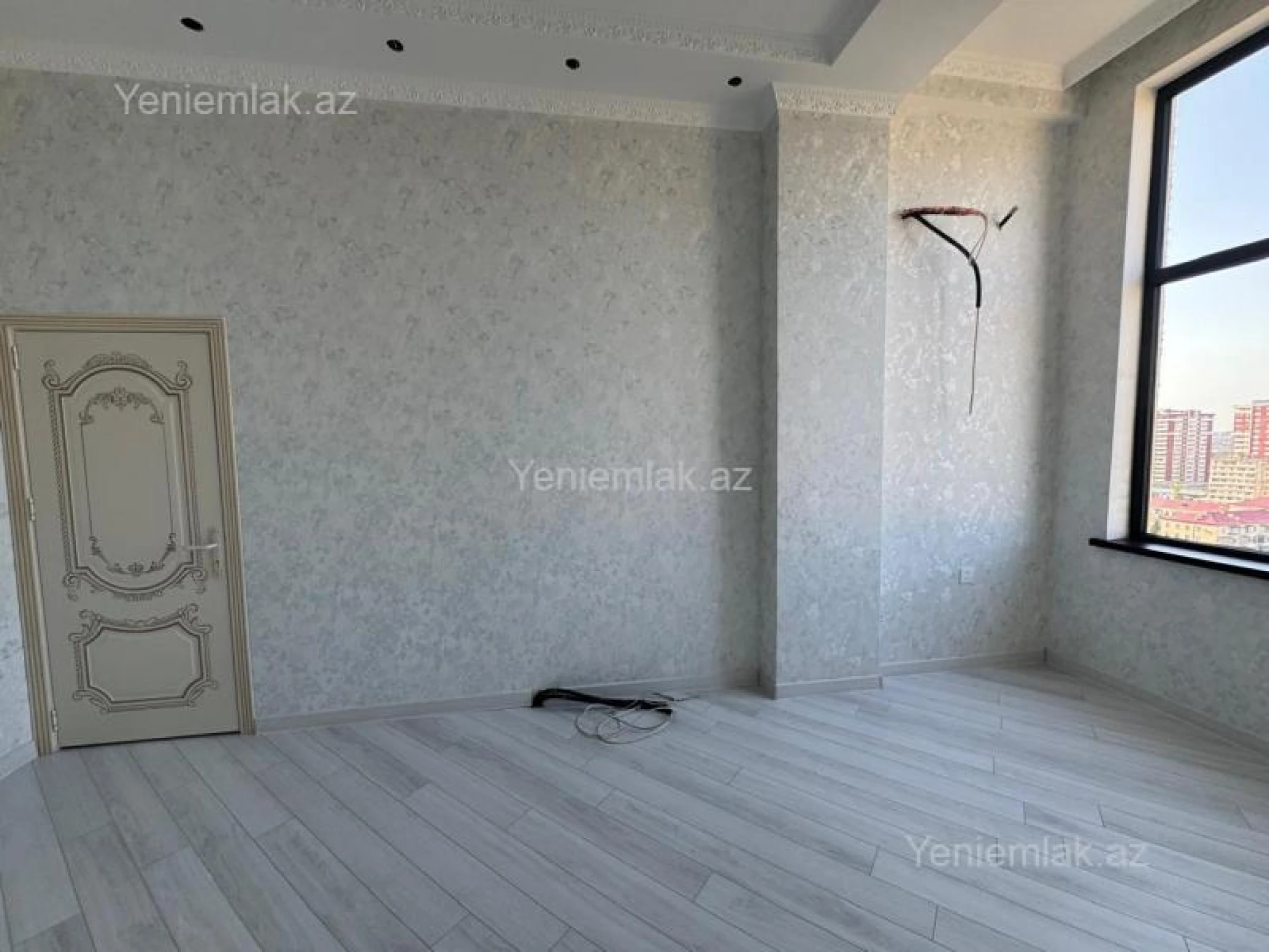 Satılır 2 otaqlı yeni tikili 82 m²