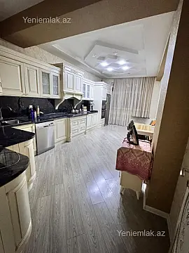 Satılır 4 otaqlı yeni tikili 156 m²
