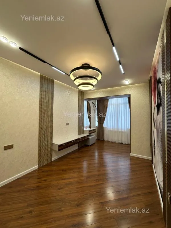 Satılır 2 otaqlı yeni tikili 84 m²