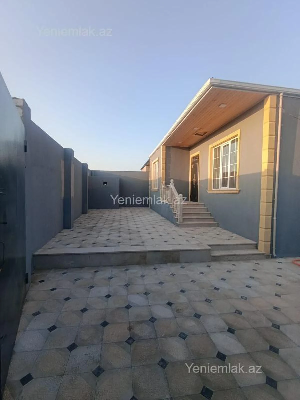 Satılır 4 otaqlı həyət evi 140 m²