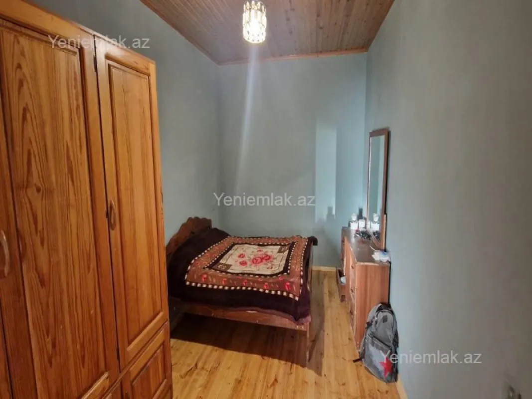 Satılır həyət evi 145 m²