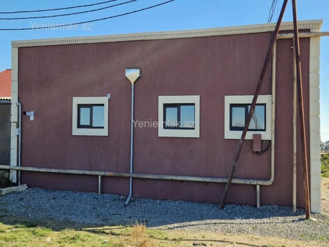 Satılır həyət evi 145 m²