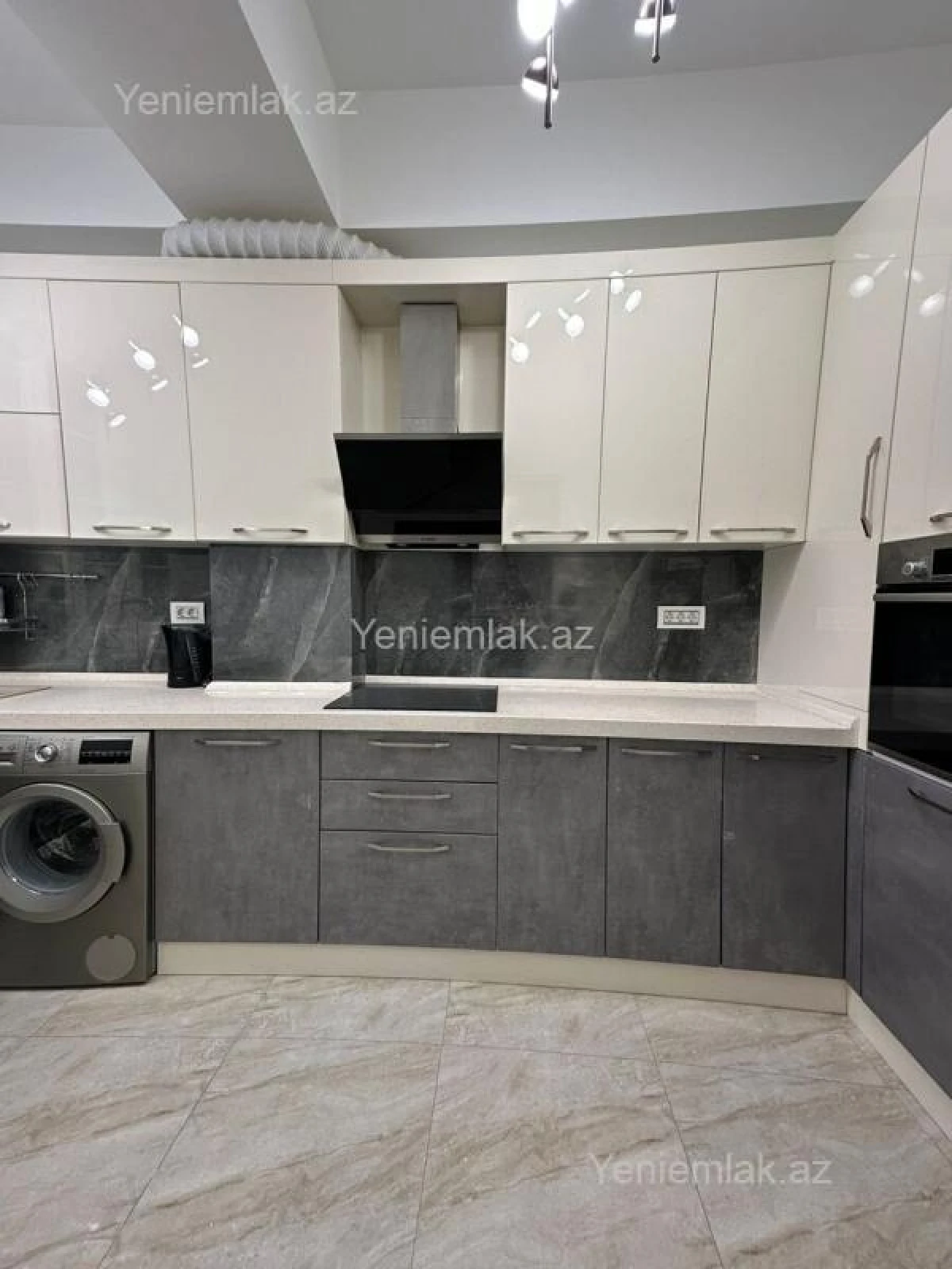 Satılır 3 otaqlı yeni tikili 94 m²
