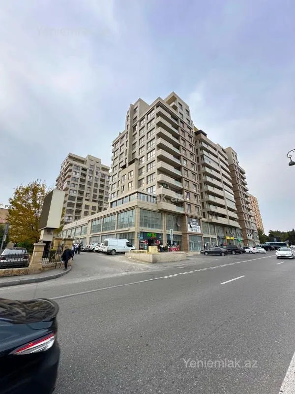 Satılır 3 otaqlı yeni tikili 108 m²