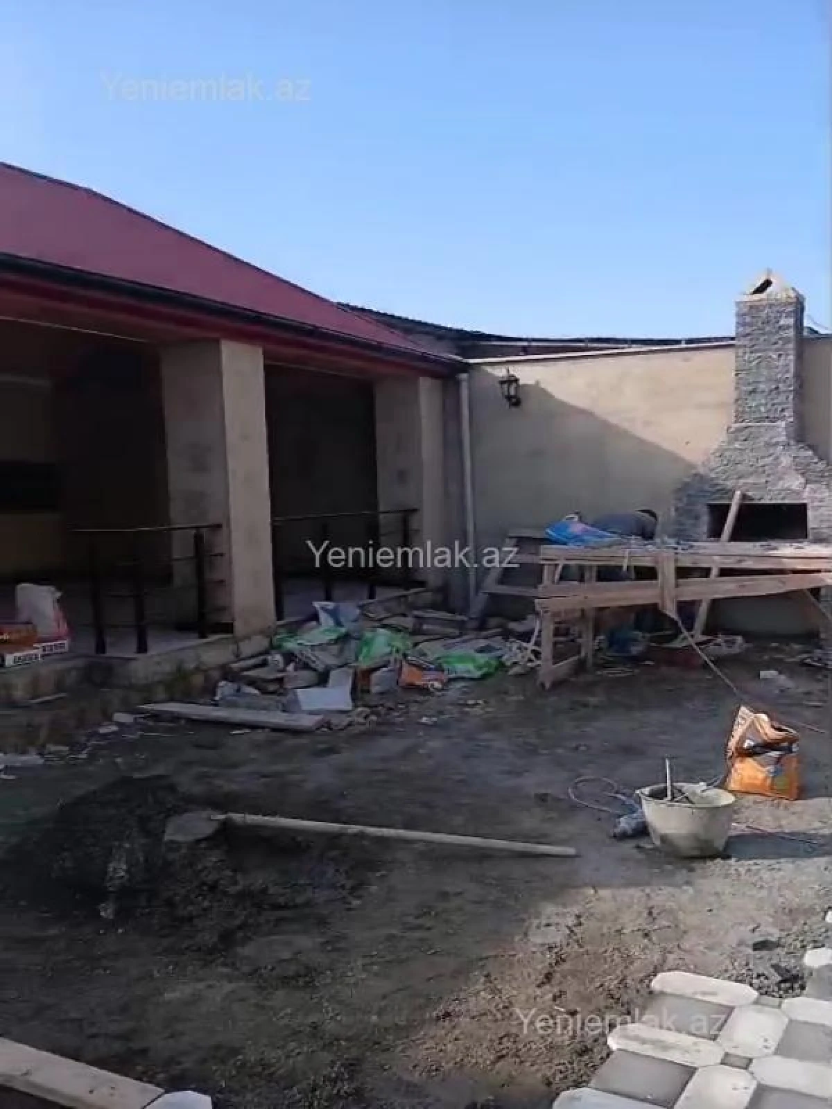 Satılır 6 otaqlı həyət evi 300 m²