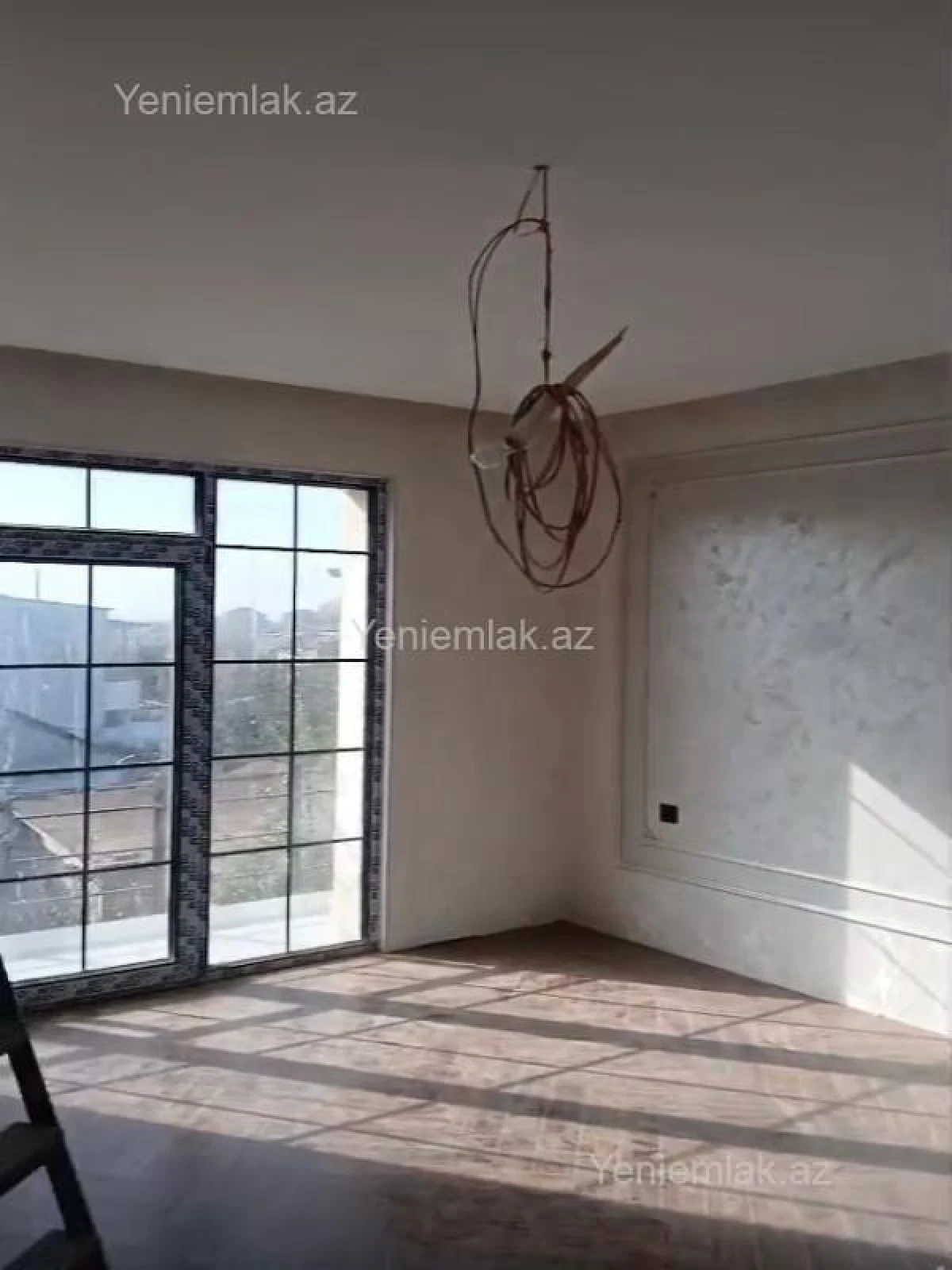 Satılır 6 otaqlı həyət evi 300 m²