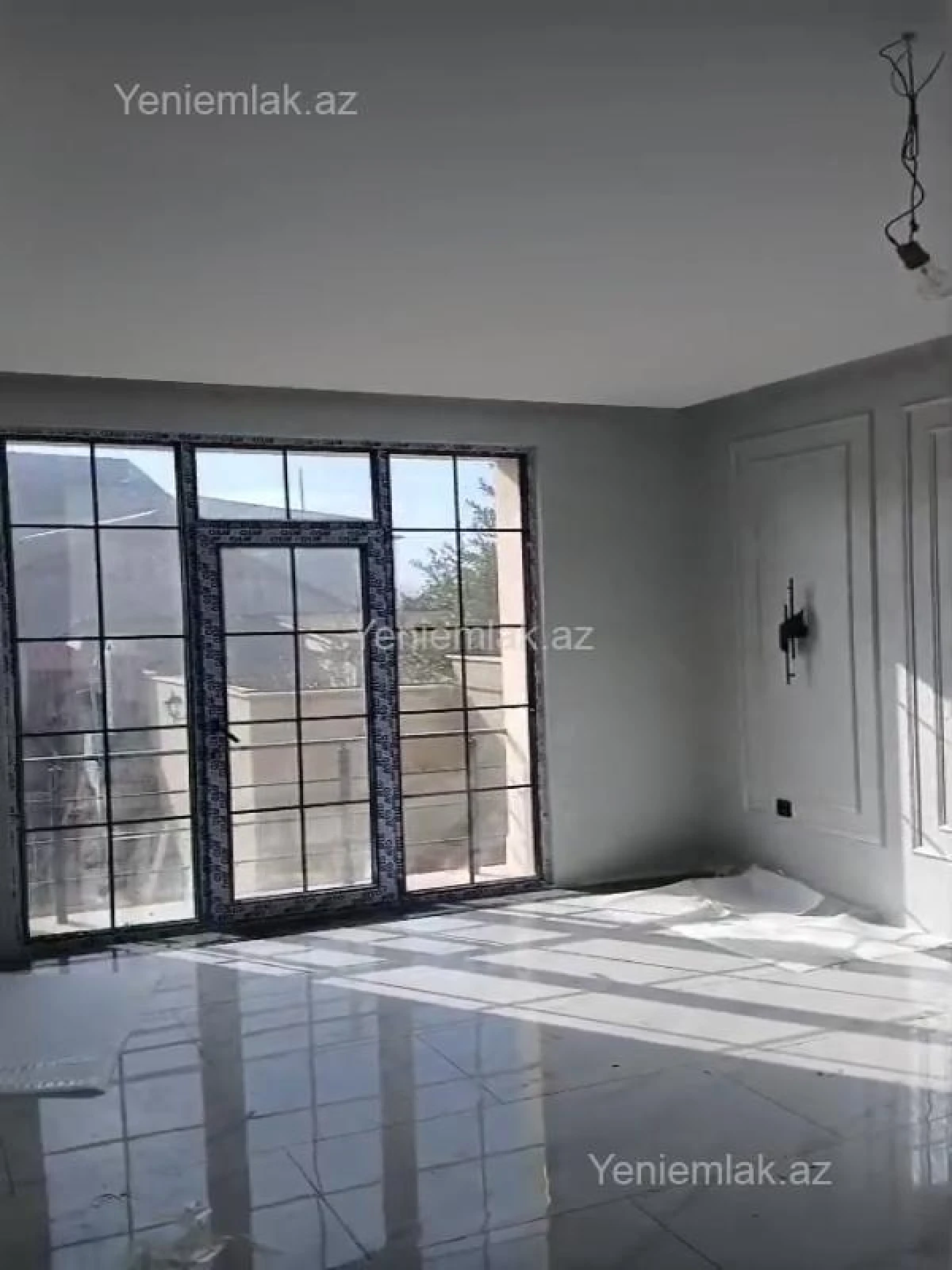 Satılır 6 otaqlı həyət evi 300 m²
