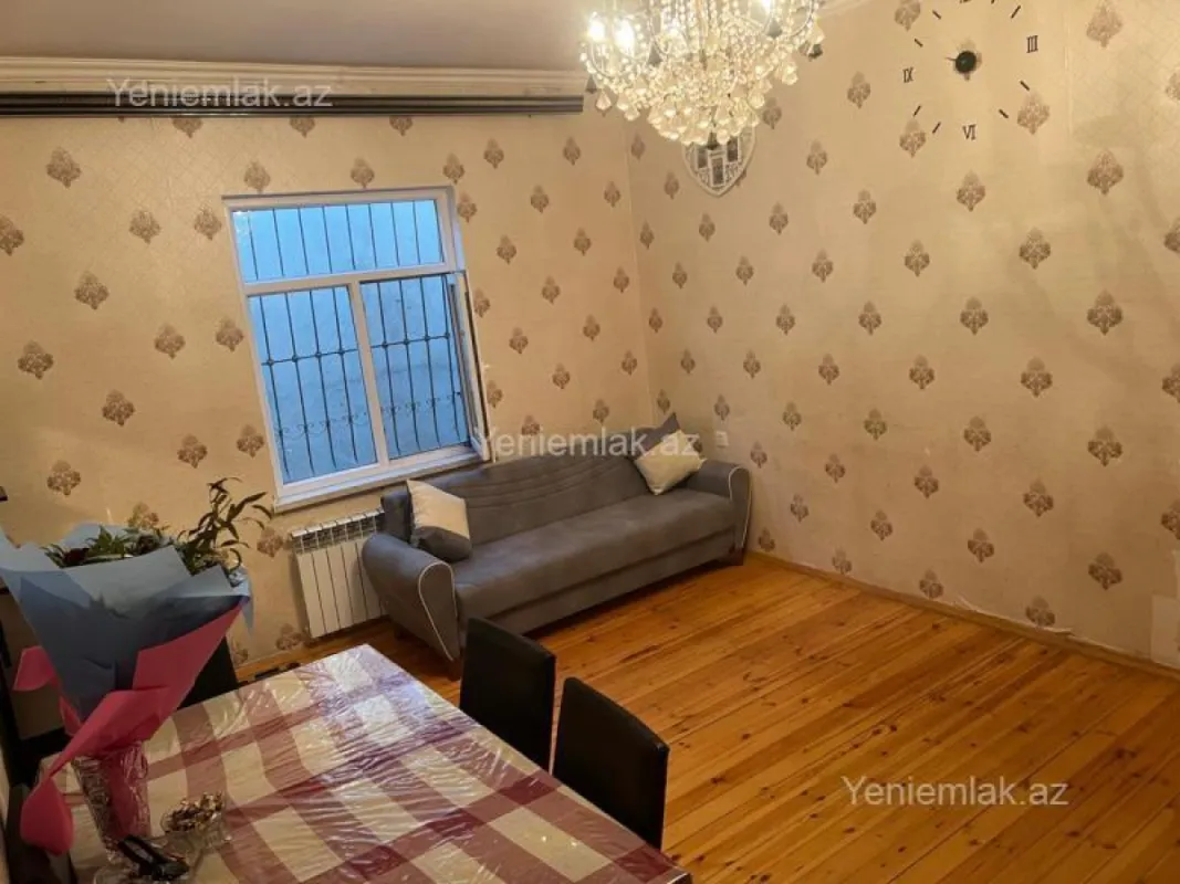 Satılır 2 otaqlı həyət evi 70 m²