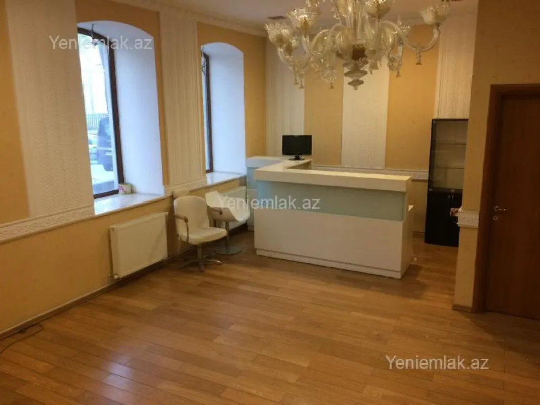 Satılır 1 otaqlı obyekt 160 m²