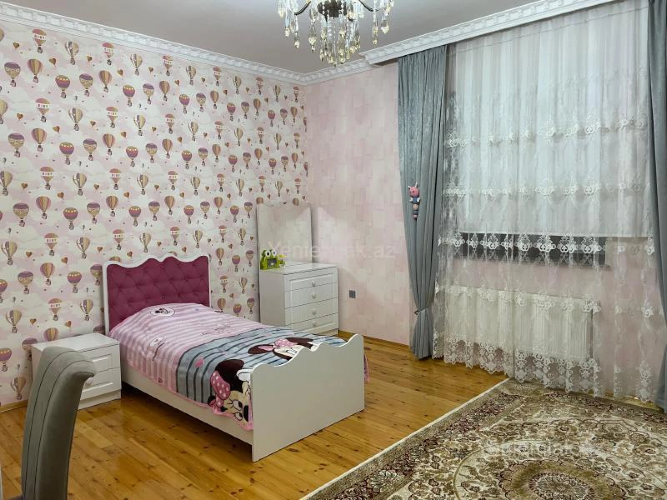 Satılır 6 otaqlı həyət evi 450 m²
