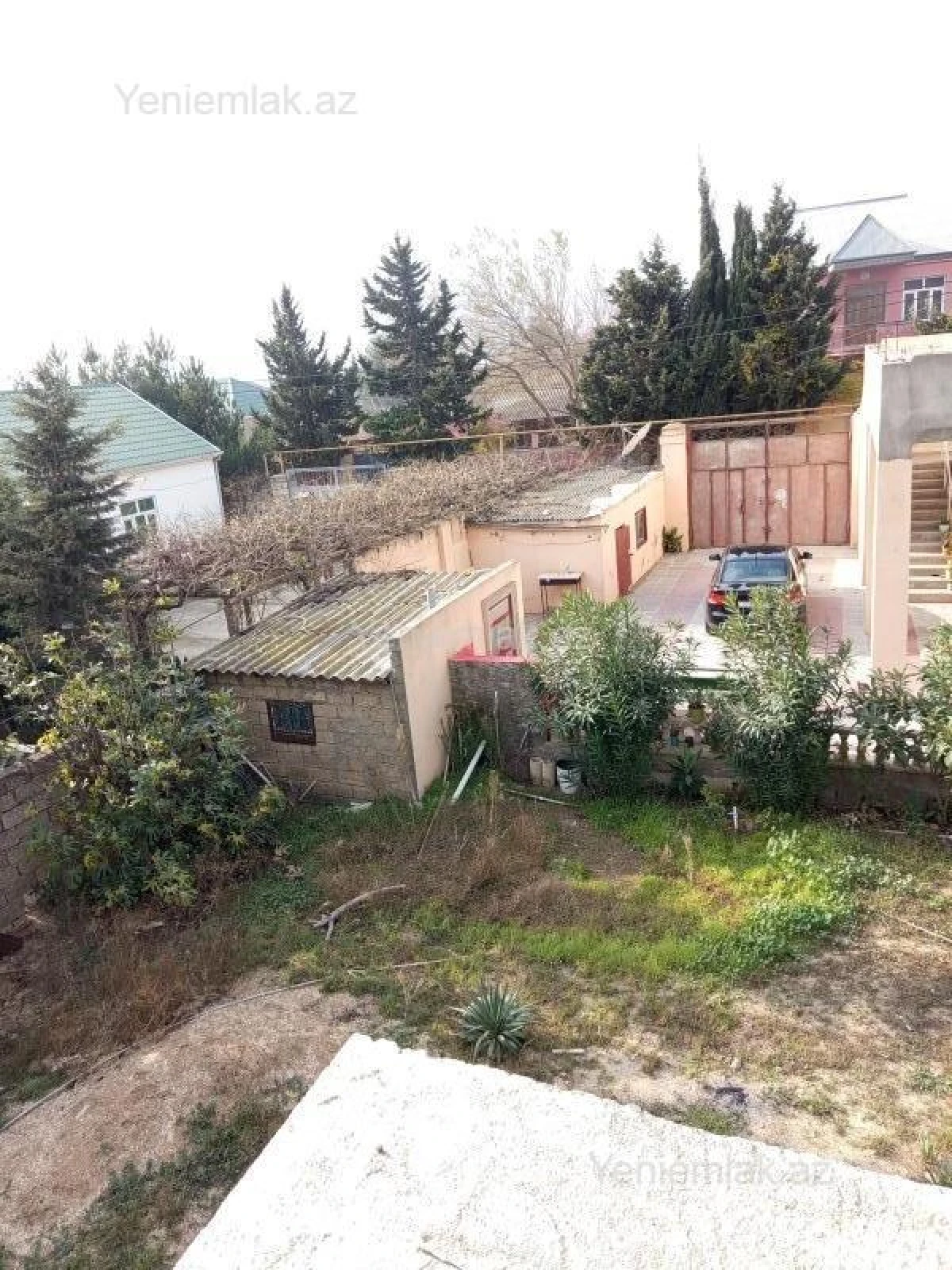 Satılır 5 otaqlı həyət evi 200 m²