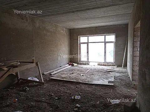 Satılır 5 otaqlı həyət evi 200 m²