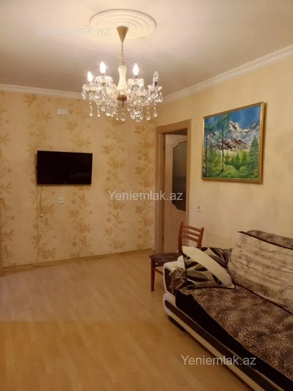 Satılır 2 otaqlı köhnə tikili 46 m²