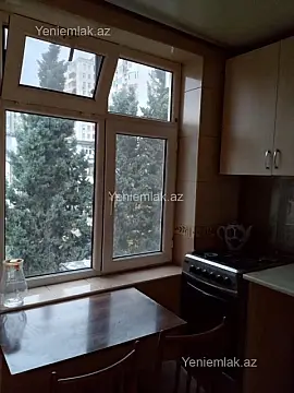 Satılır 2 otaqlı köhnə tikili 46 m²