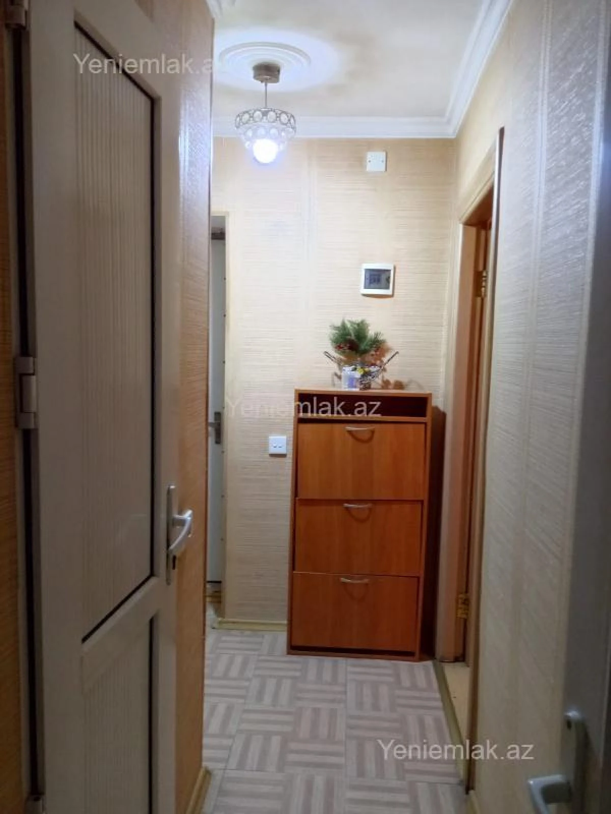 Satılır 2 otaqlı köhnə tikili 46 m²