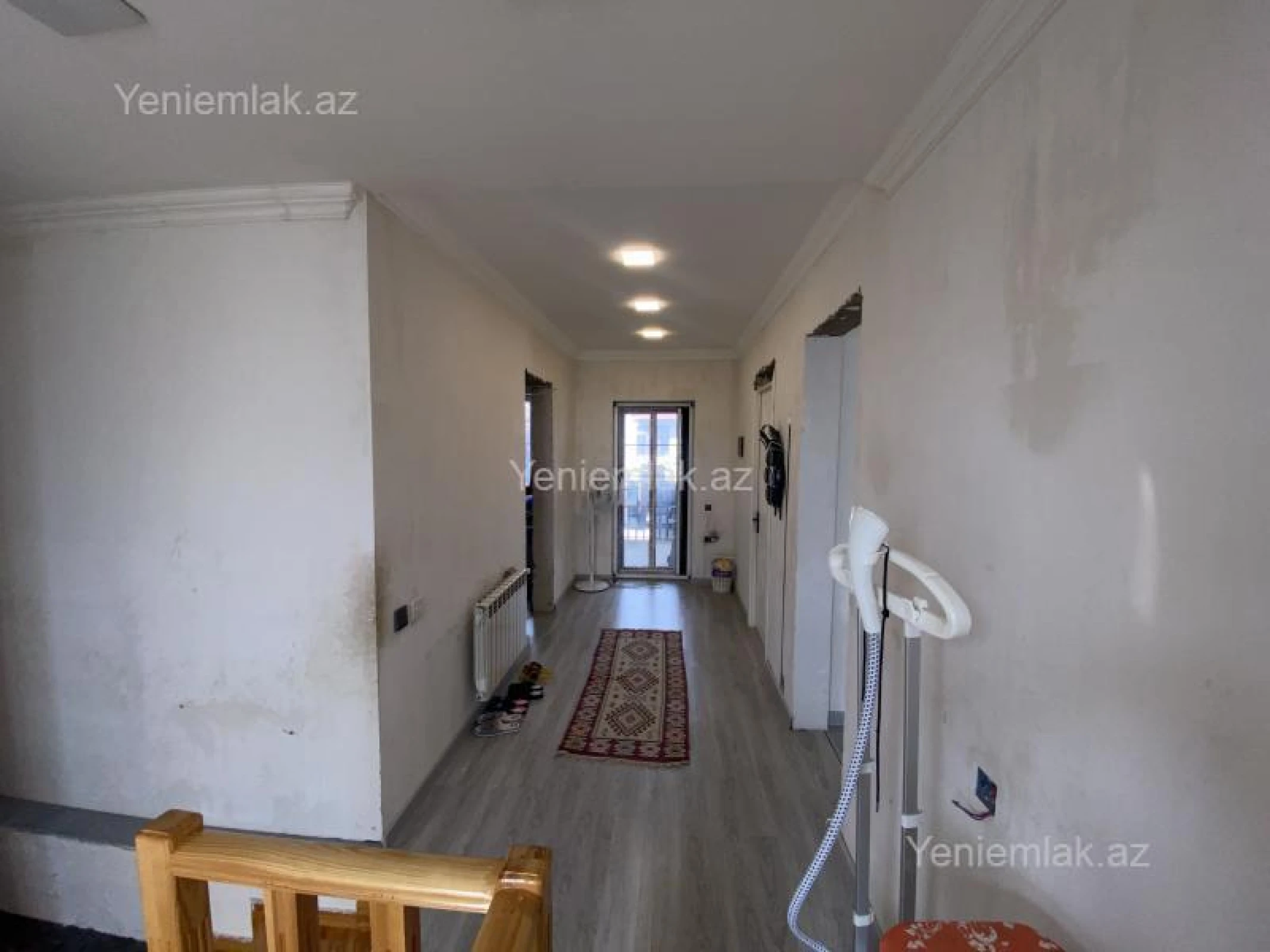 Satılır 5 otaqlı həyət evi 170 m²