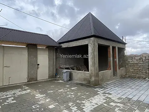 Satılır 5 otaqlı həyət evi 170 m²