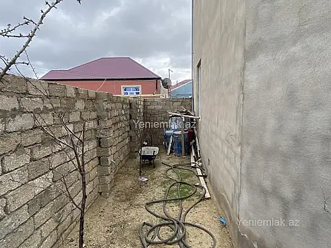 Satılır 5 otaqlı həyət evi 170 m²