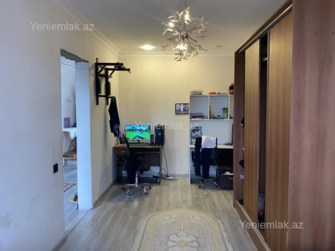 Satılır 5 otaqlı həyət evi 170 m²