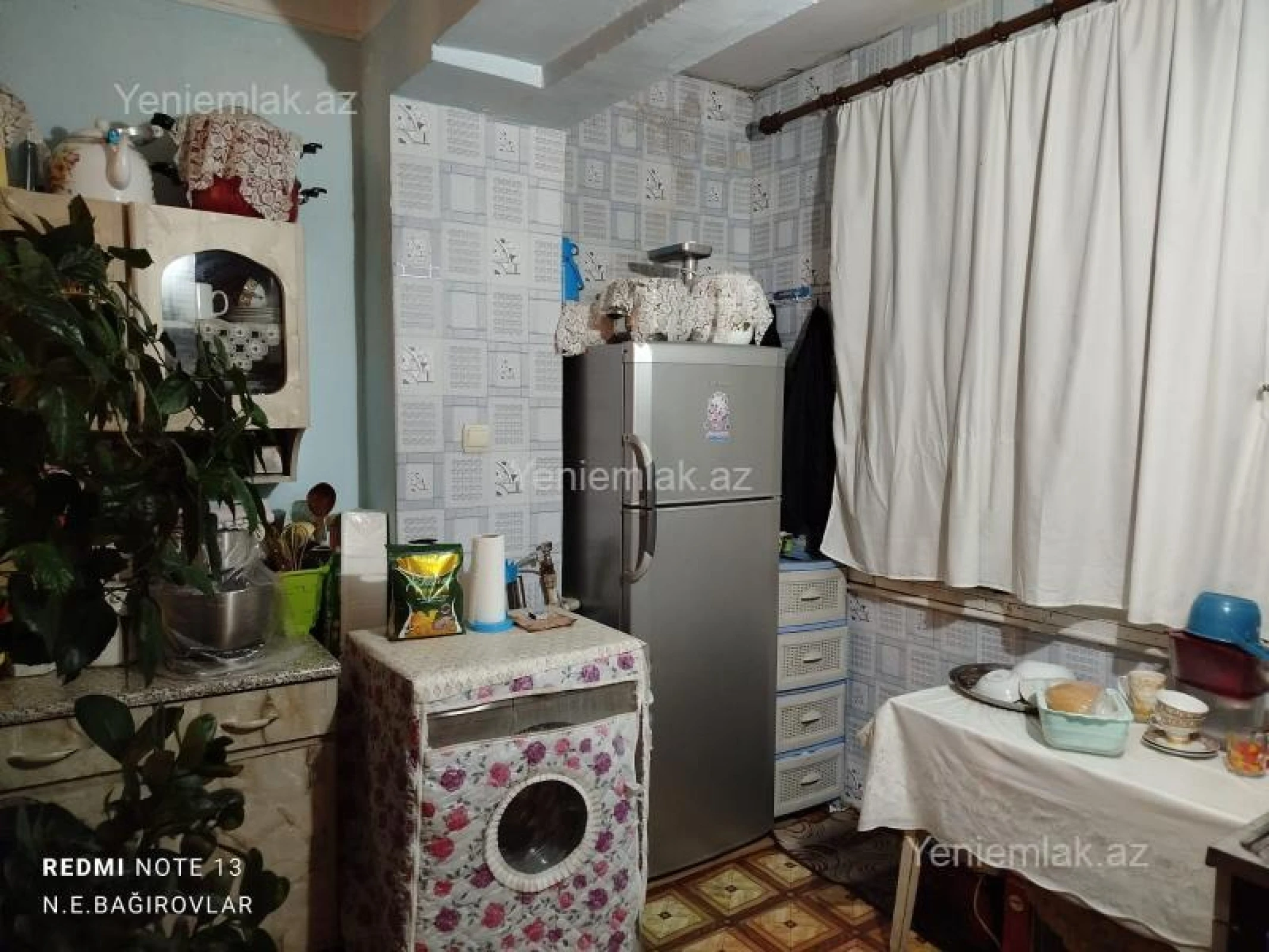 Satılır 2 otaqlı köhnə tikili 40 m²