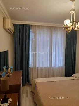 Satılır 2 otaqlı köhnə tikili 50 m²