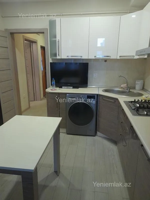 Satılır 2 otaqlı köhnə tikili 50 m²