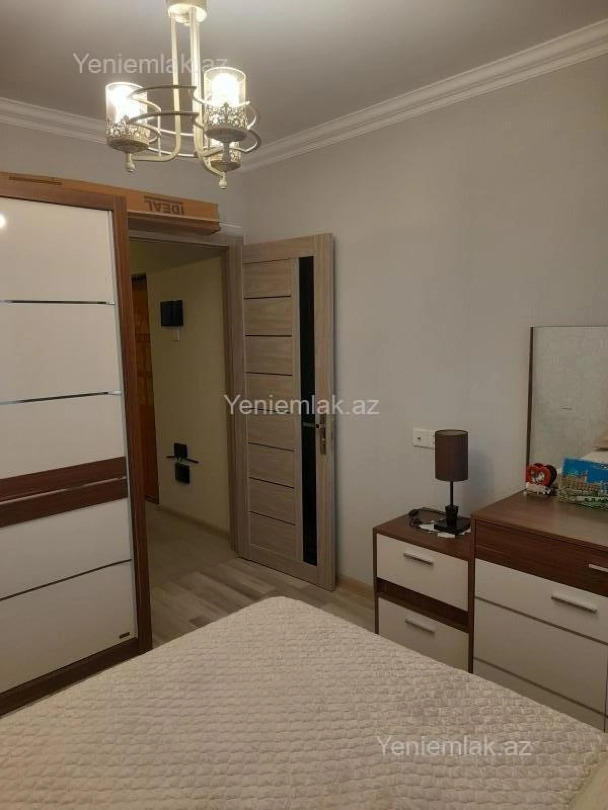 Satılır 2 otaqlı köhnə tikili 50 m²
