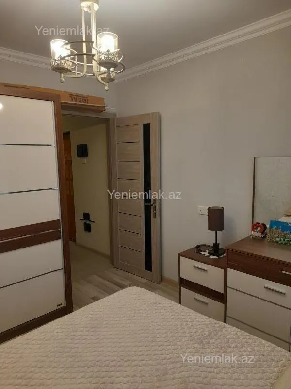 Satılır 2 otaqlı köhnə tikili 50 m²