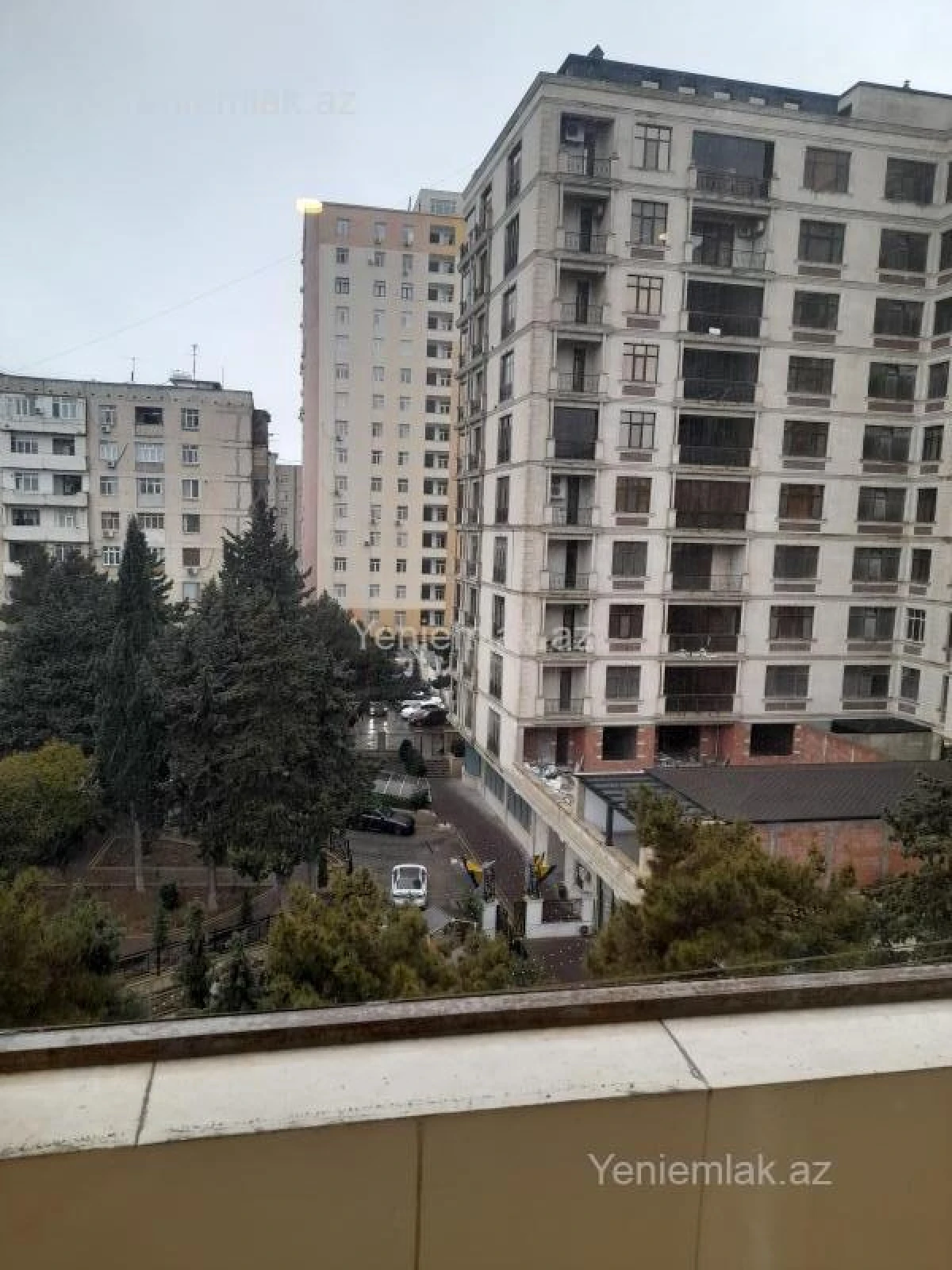 Satılır 2 otaqlı köhnə tikili 50 m²