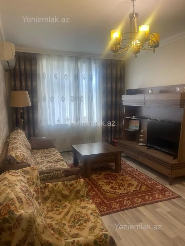 Satılır 2 otaqlı köhnə tikili 50 m²