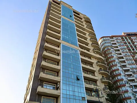 Satılır 4 otaqlı yeni tikili 195 m²