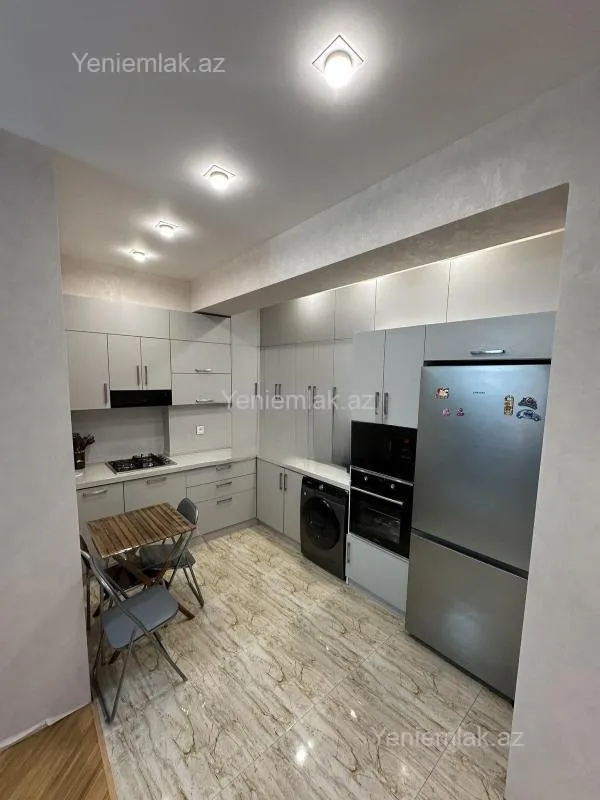 Satılır 3 otaqlı yeni tikili 90 m²