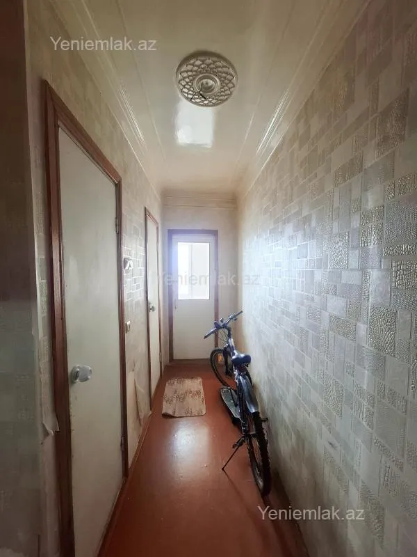 Satılır 2 otaqlı köhnə tikili 57 m²