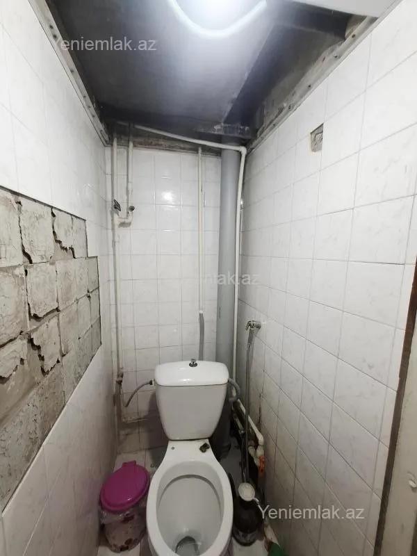 Satılır 2 otaqlı köhnə tikili 57 m²