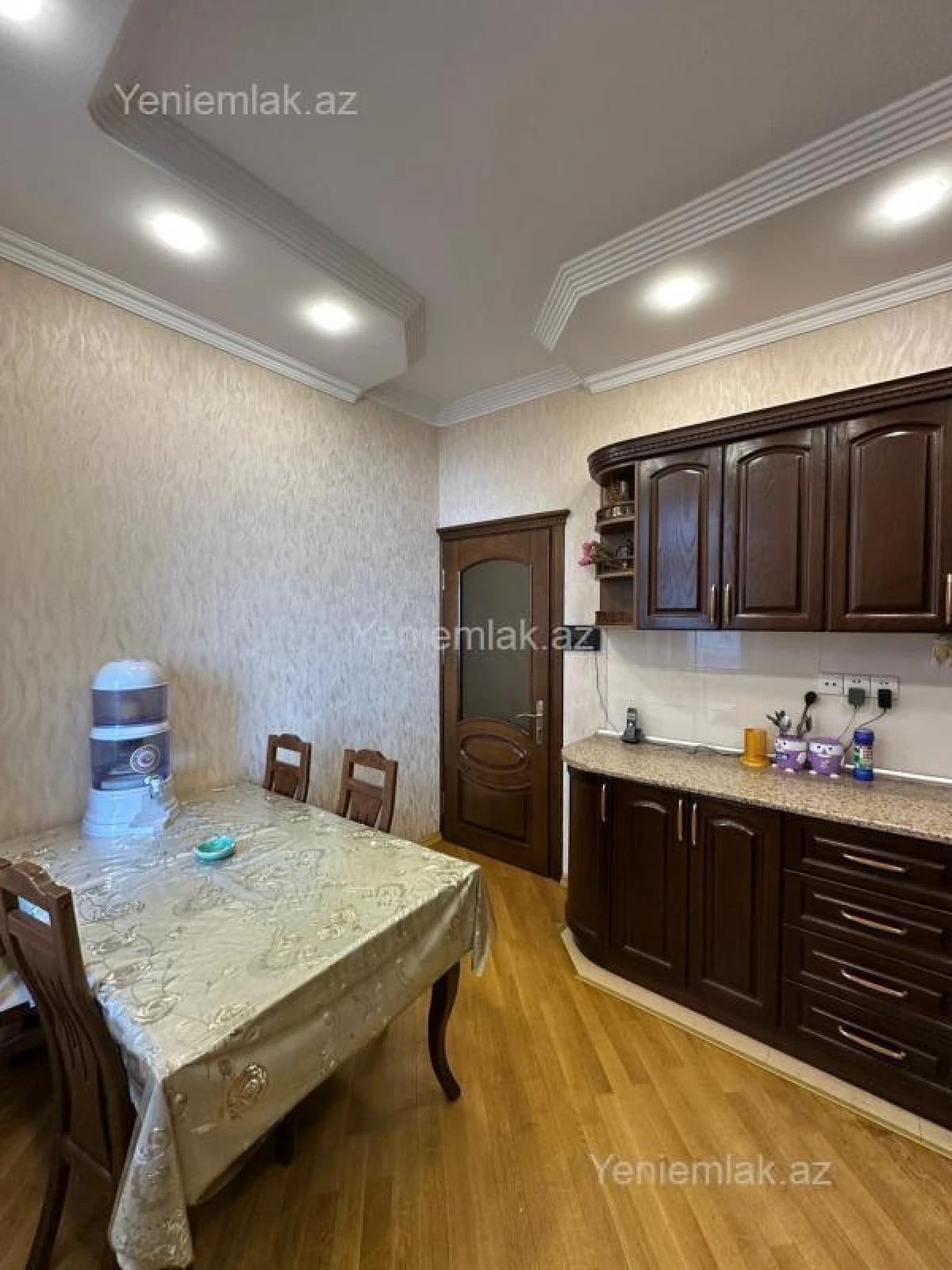 Satılır 1 otaqlı yeni tikili 60 m²