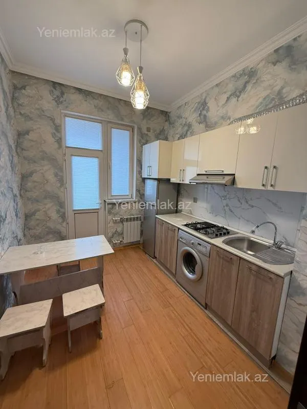 Satılır 1 otaqlı yeni tikili 44 m²