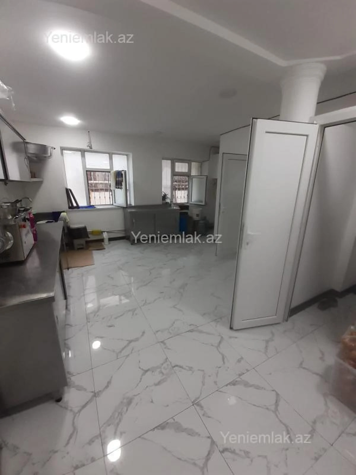 Satılır 6 otaqlı obyekt 200 m²